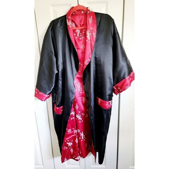 Misaka L Reversible Robe Unisex Sateen Red Black‎ Dragon Asian Vintage W/Sash - Picture 14 of 14